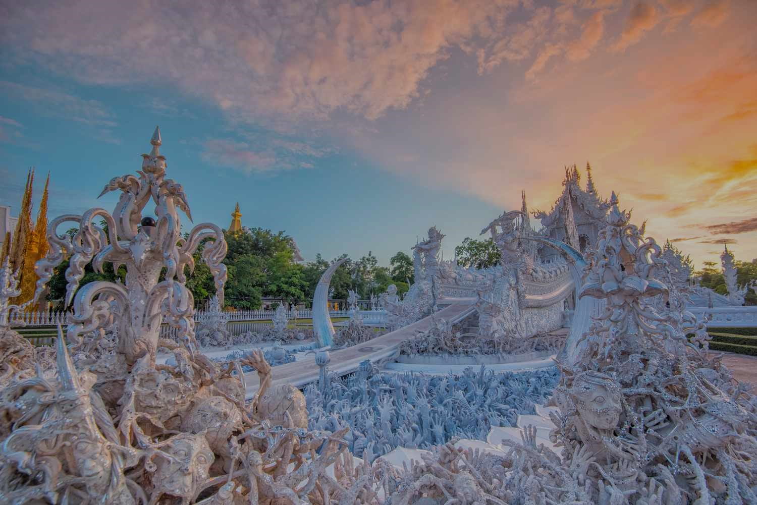 Wat Rong Khun 